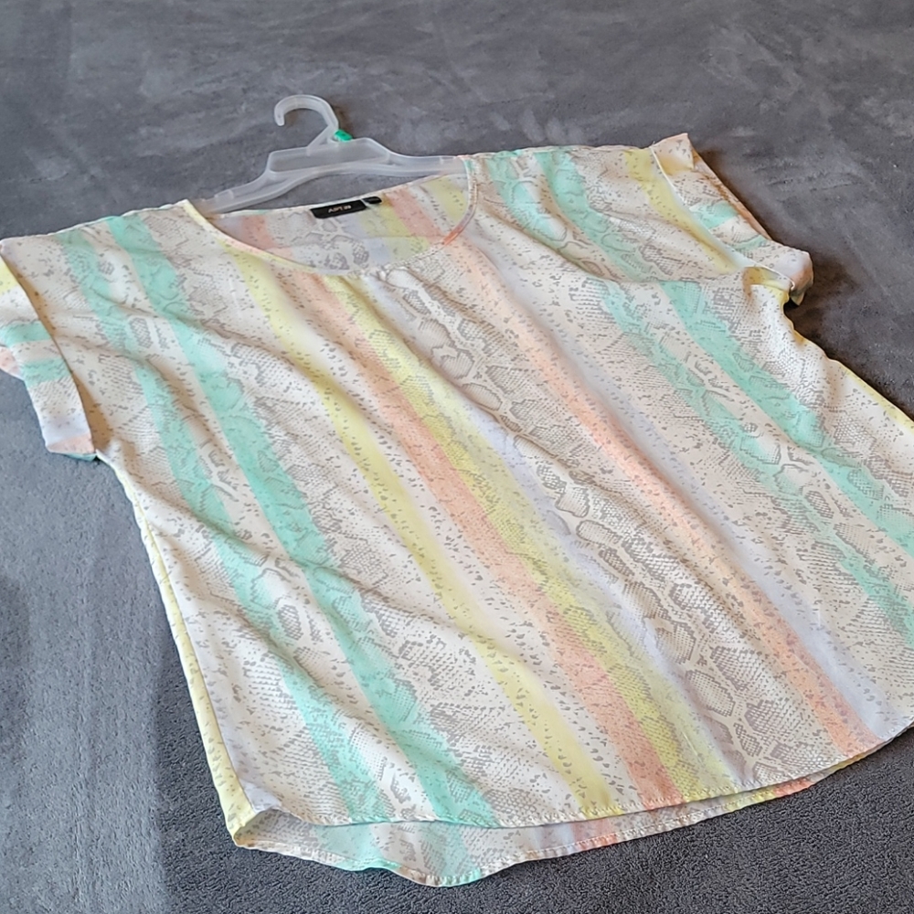 Beautiful snake print blouse